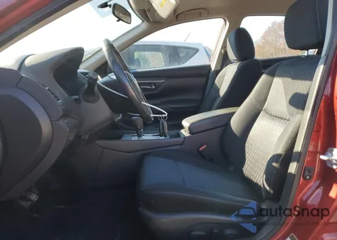 2016 Nissan Altima 2.5 из США, поврежденный, VIN 1N4AL3AP3GC281041